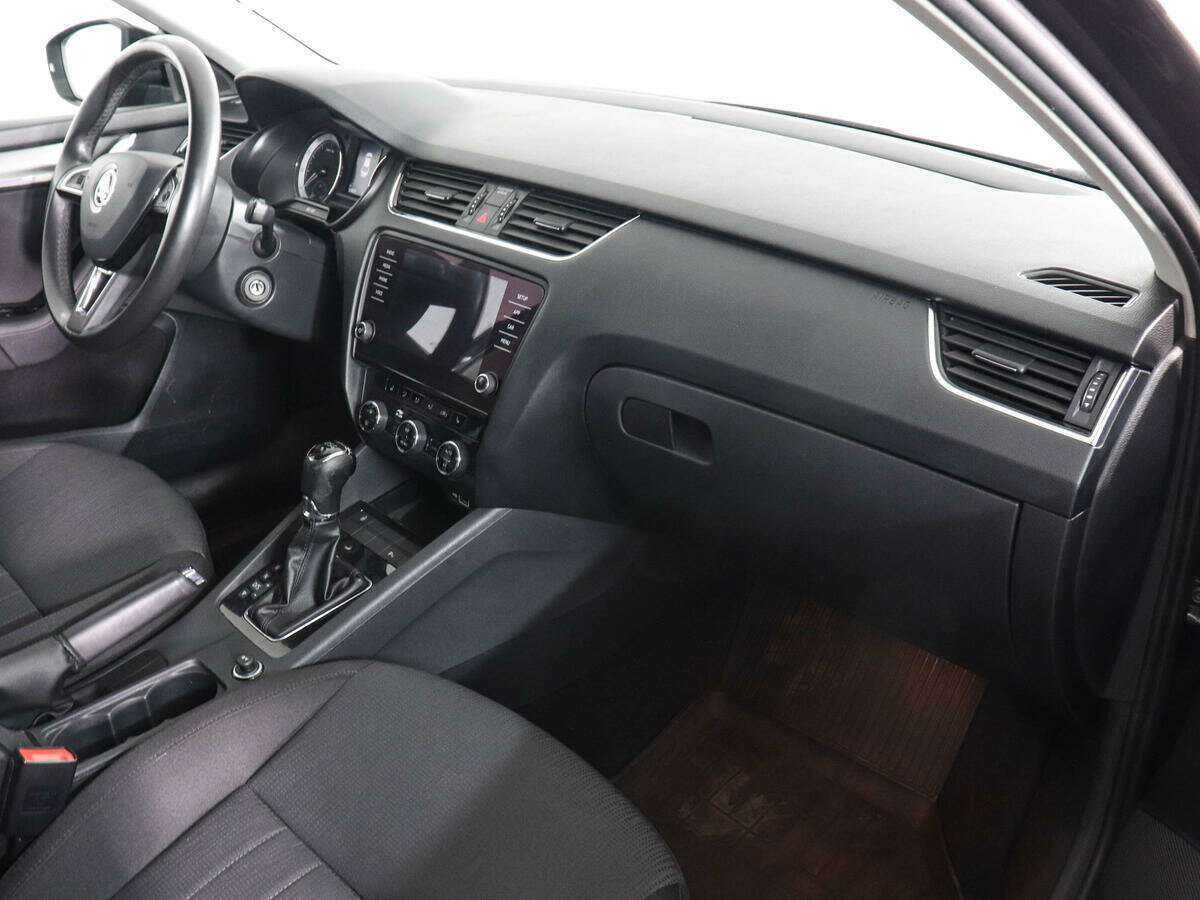 Skoda Octavia, 2018 Фото №9