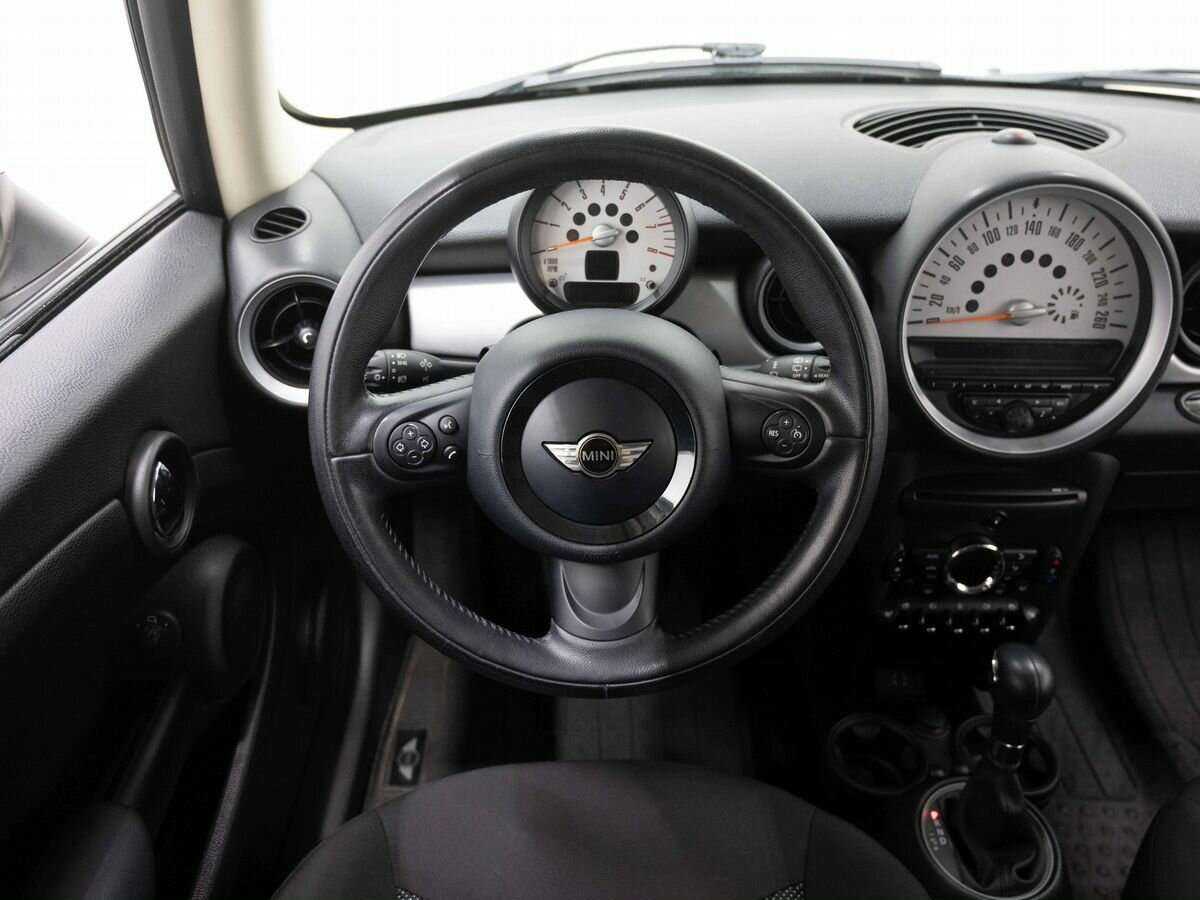 Mini Hatch Cooper, 2013 Фото №13