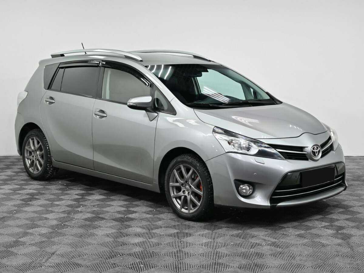Toyota Verso, 2013 Фото №3