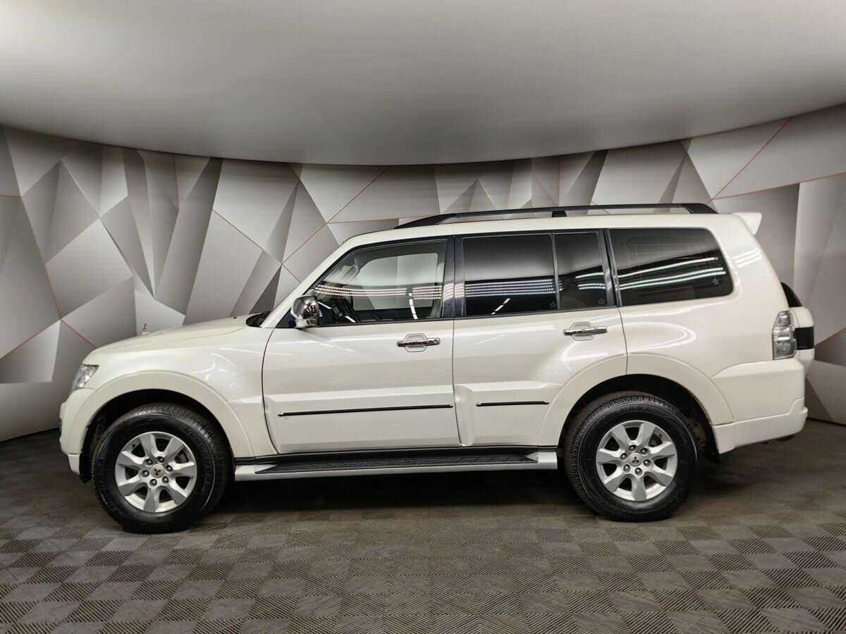 Mitsubishi Pajero, 2021 Фото №5