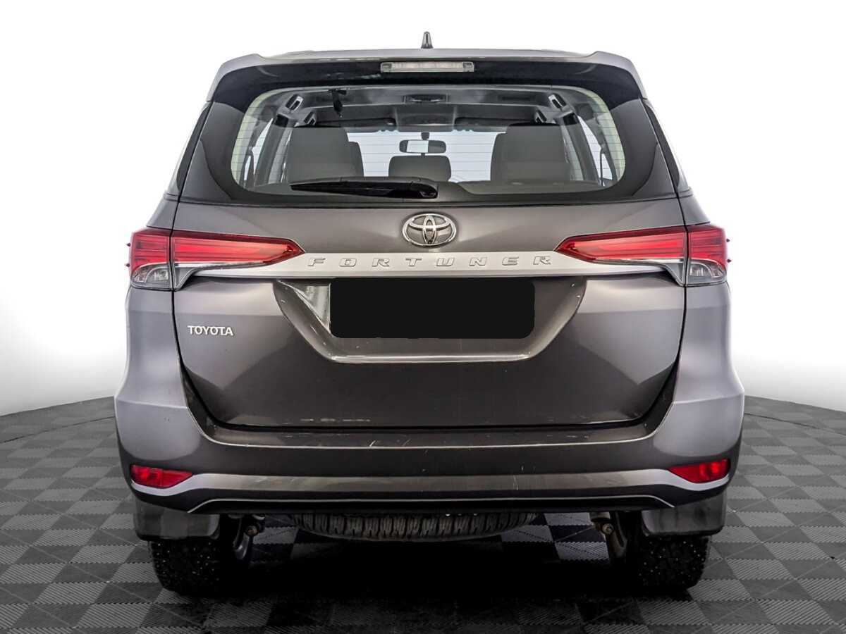 Toyota Fortuner, 2019 Фото №6