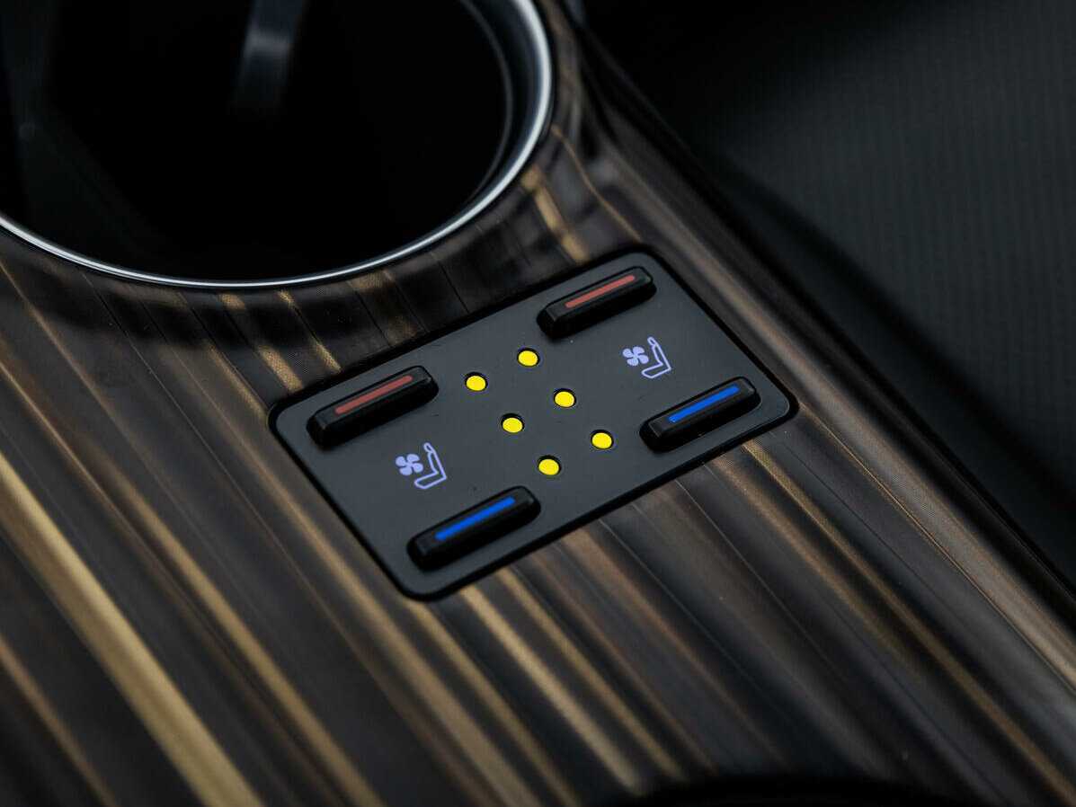 Toyota Camry, 2018 Фото №26