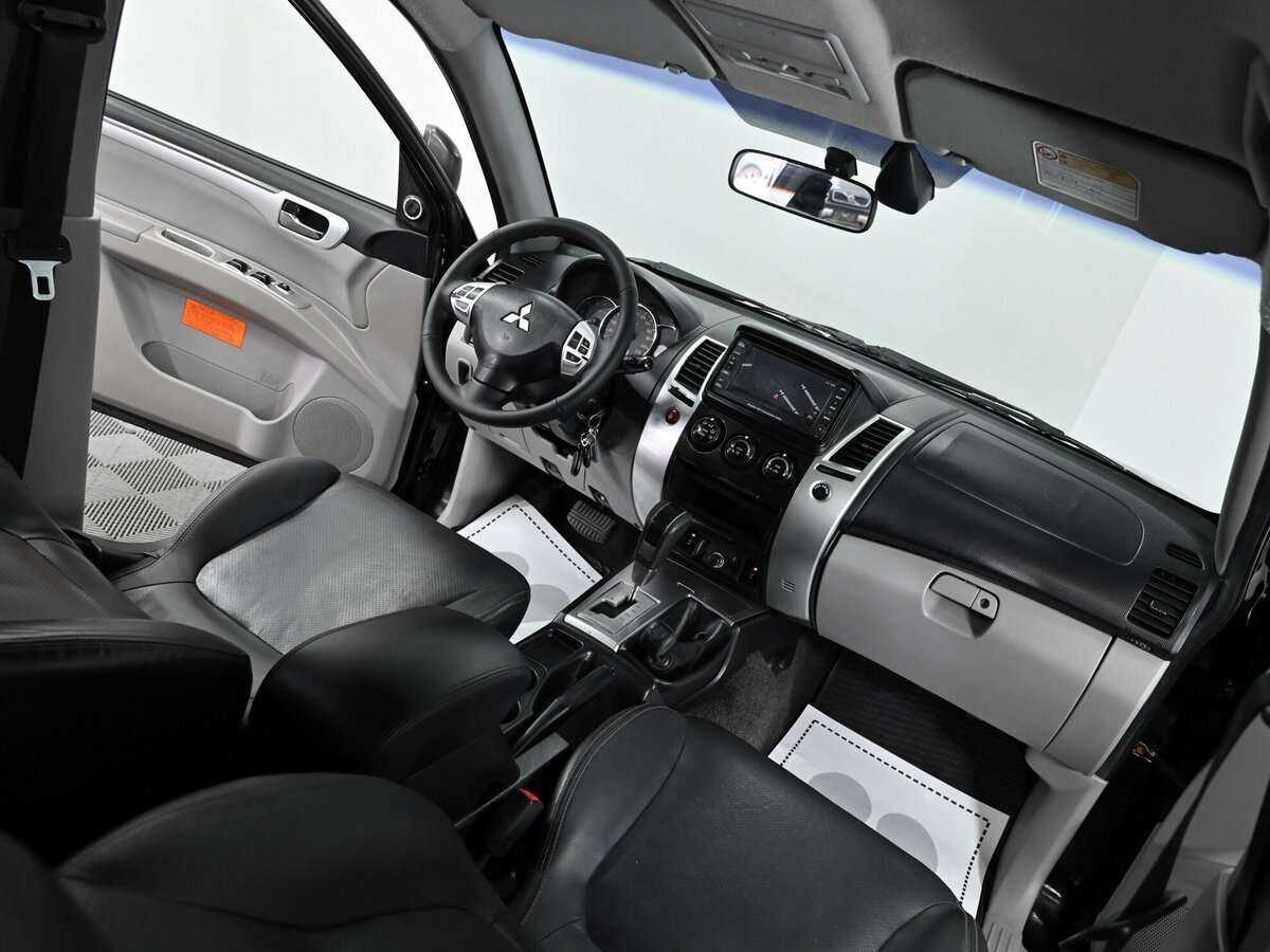 Mitsubishi Pajero Sport, 2010 Фото №5