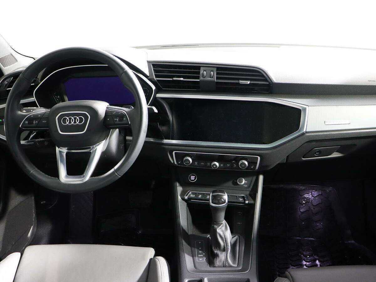 Audi Q3 45 TFSI, 2021 Фото №12