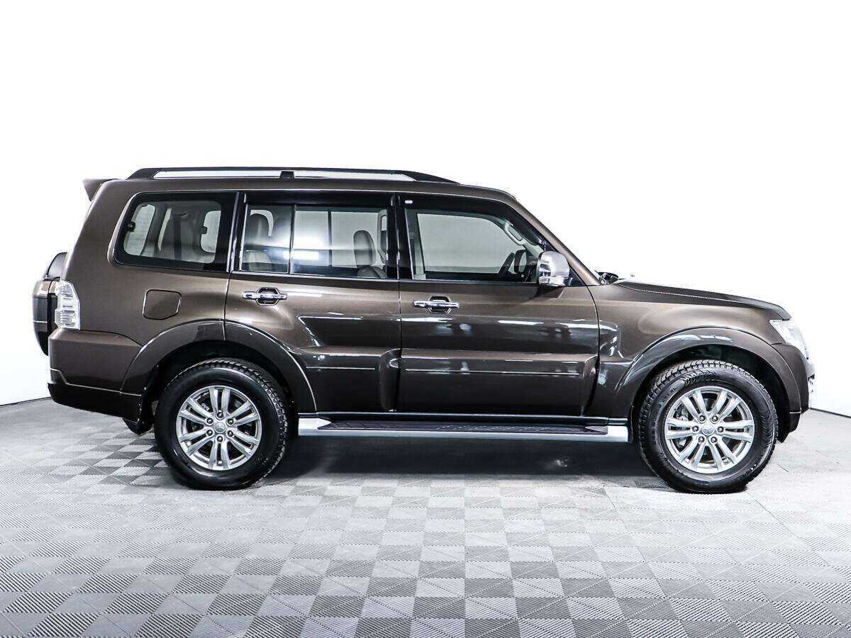 Mitsubishi Pajero, 2017 Фото №4