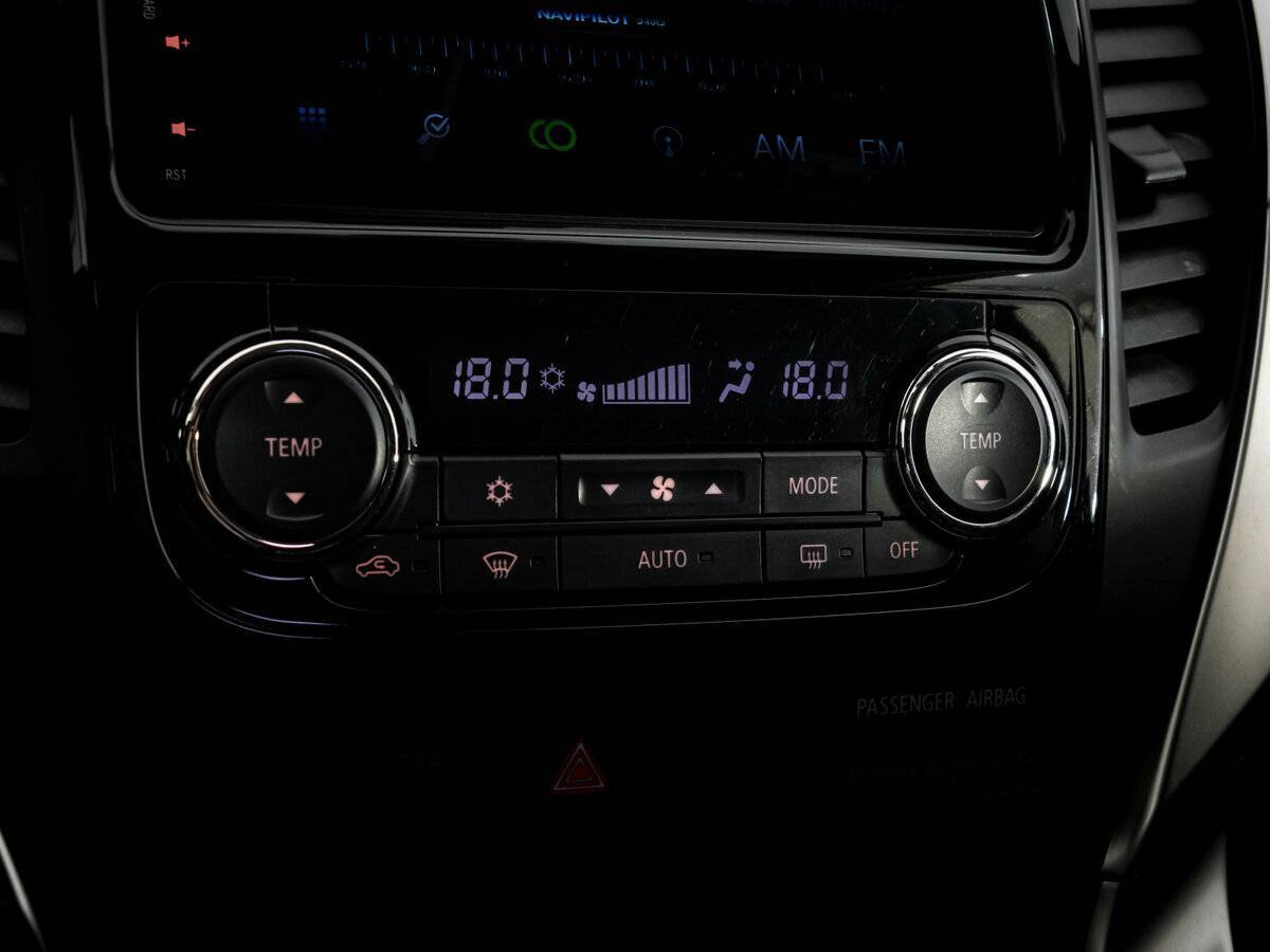 Mitsubishi Pajero Sport, 2017 Фото №12