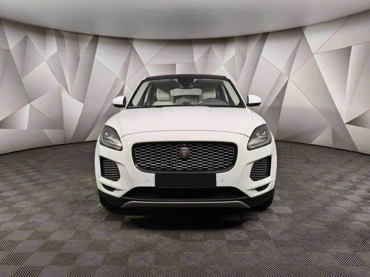 Jaguar E-Pace, 2018 Фото №7
