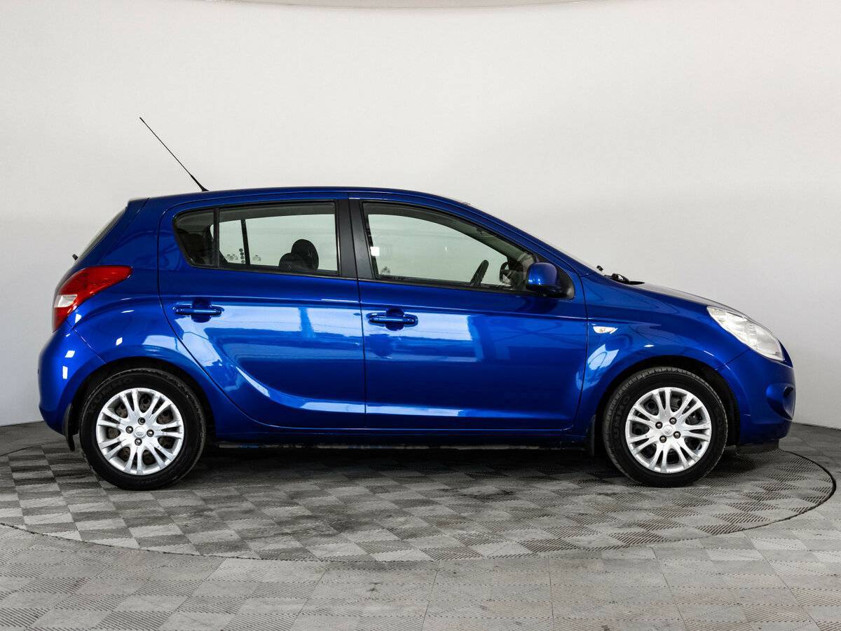 Hyundai i20, 2010 Фото №4
