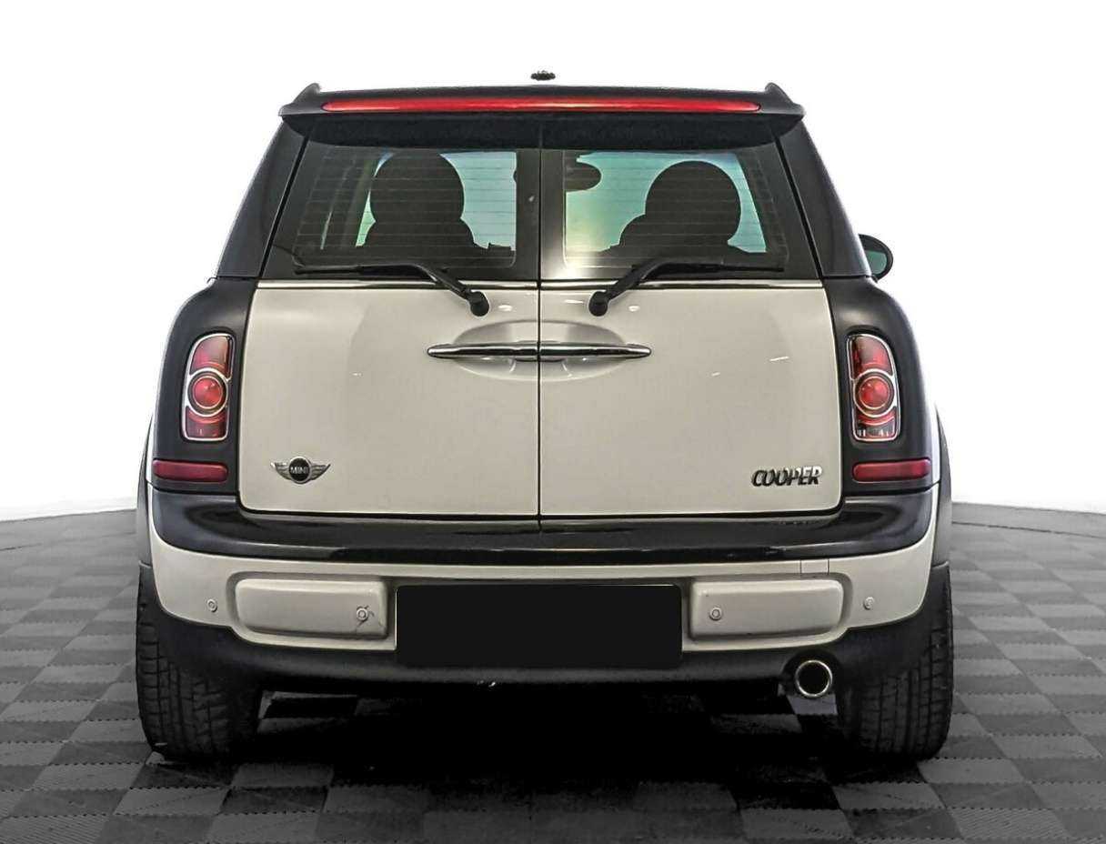 Mini Clubman Cooper, 2011 Фото №6