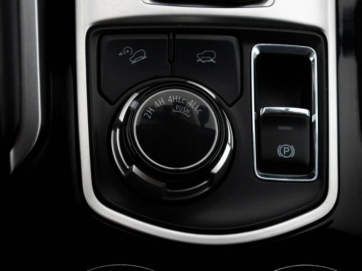 Mitsubishi Pajero Sport, 2019 Фото №15