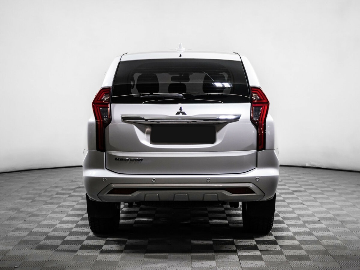 Mitsubishi Pajero Sport III Рестайлинг, 2020 Фото №5