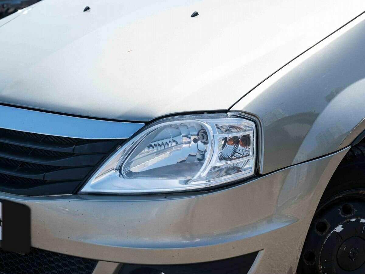Renault Logan, 2010 Фото №7