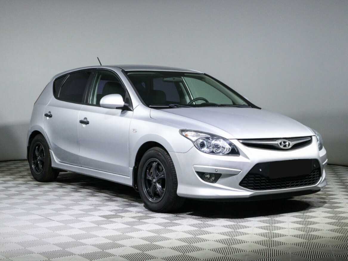 Hyundai i30, 2010 Фото №3