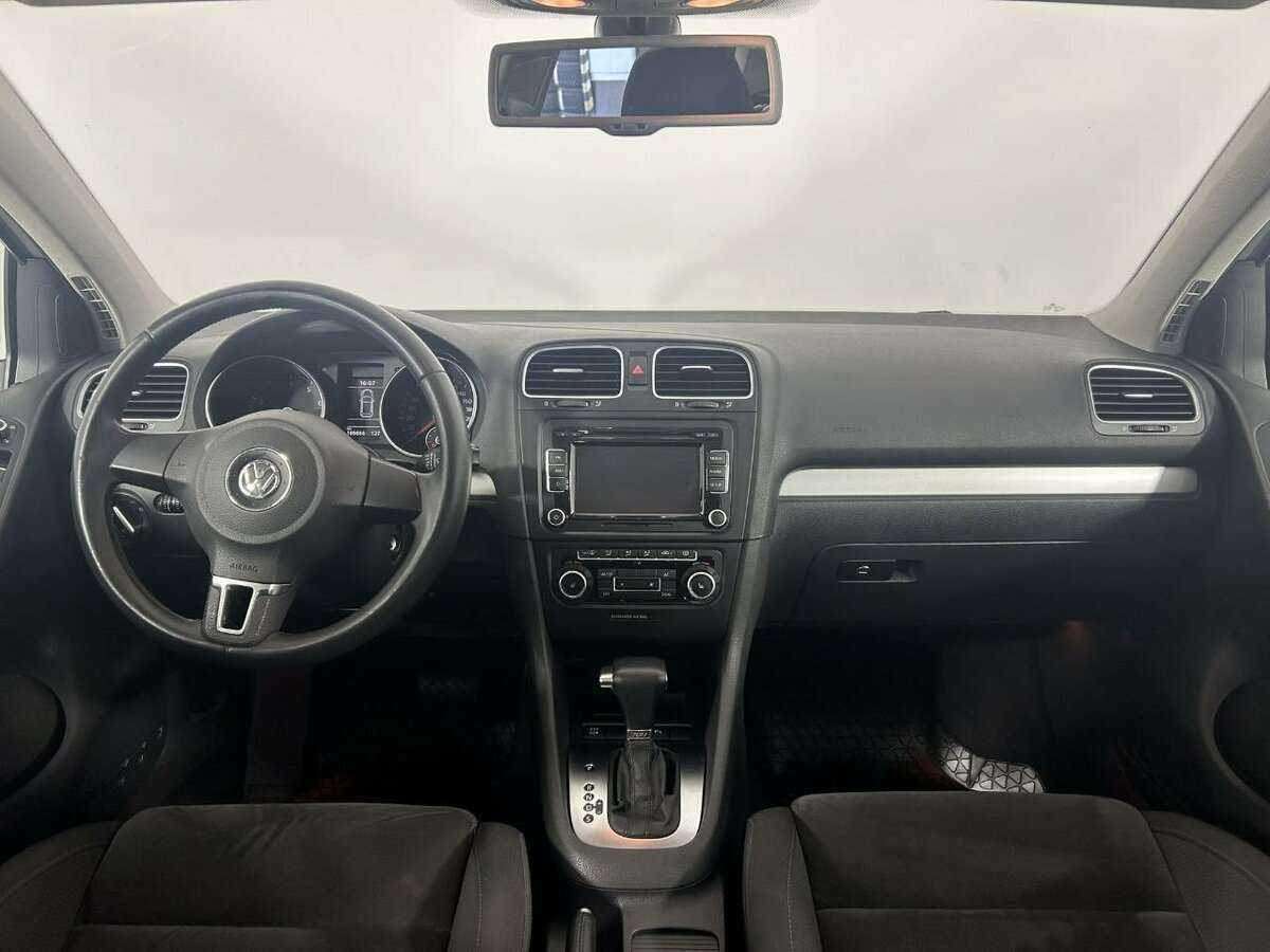 Volkswagen Golf, 2010 Фото №6