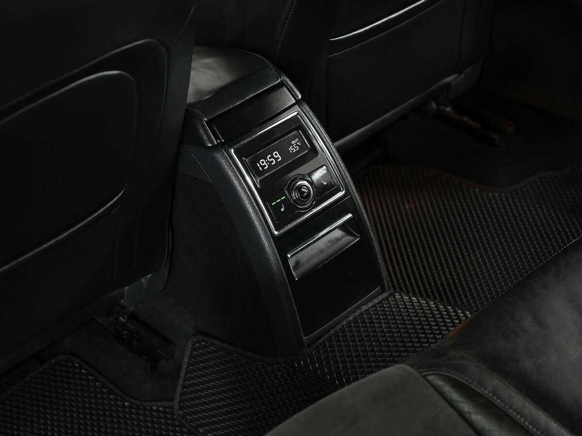 Skoda Superb DSG, 2010 Фото №7