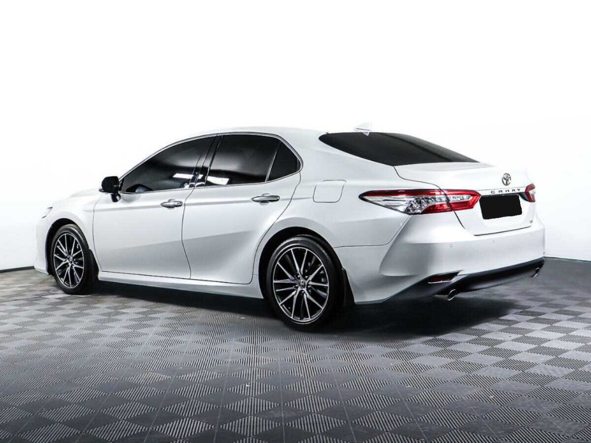 Toyota Camry, 2022 Фото №7