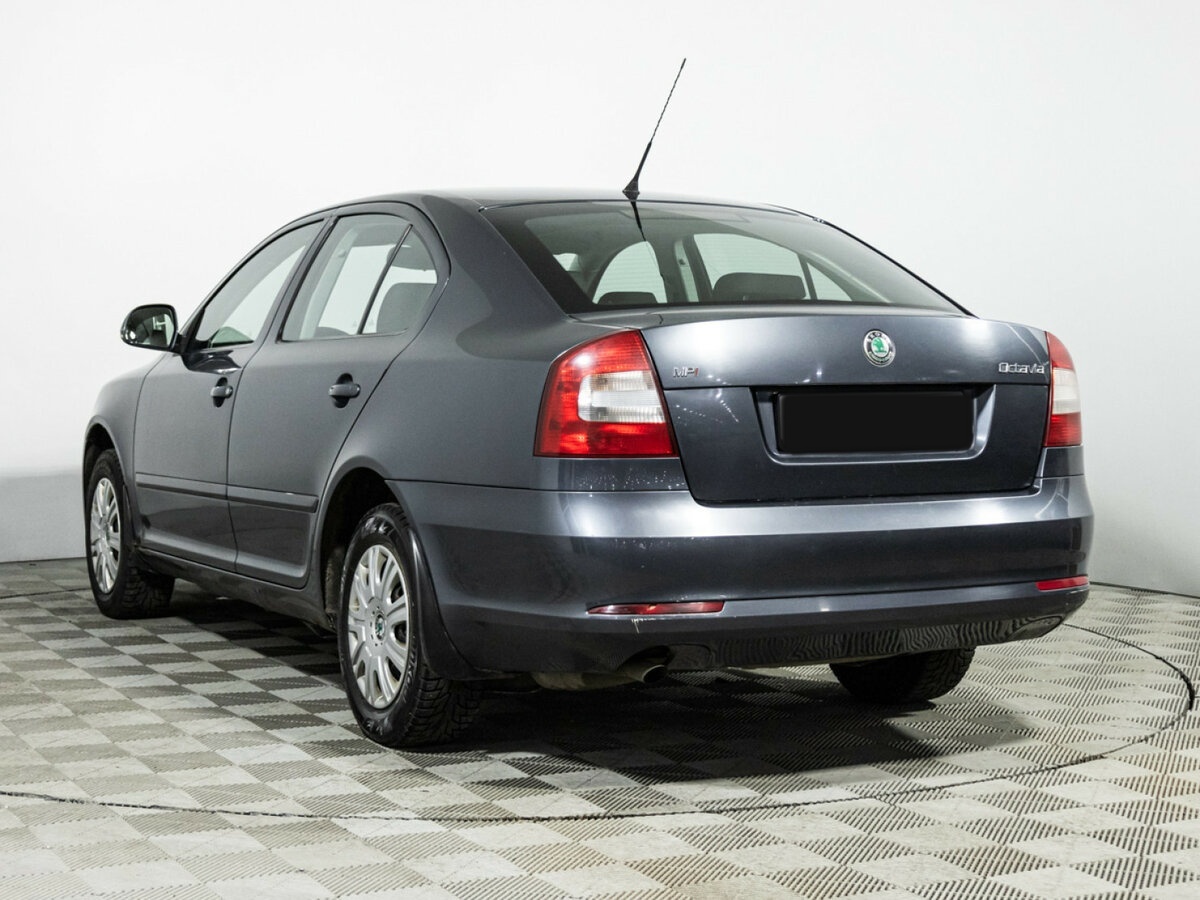 Skoda Octavia II (A5) Рестайлинг, 2009 Фото №7