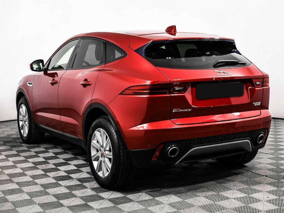 Jaguar E-Pace, 2018 Фото №7