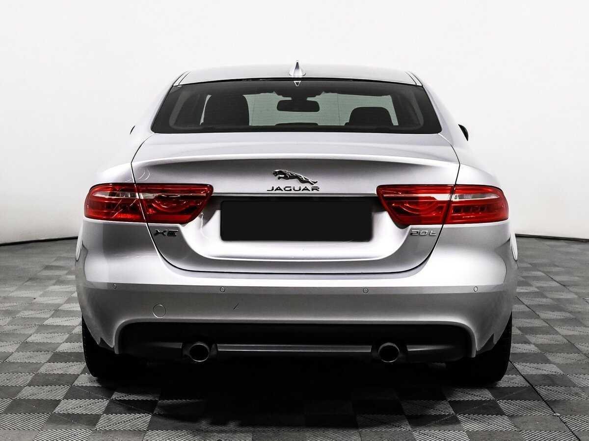 Jaguar XE, 2018 Фото №6