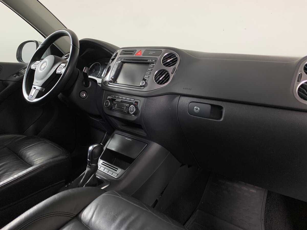 Volkswagen Tiguan, 2011 Фото №14