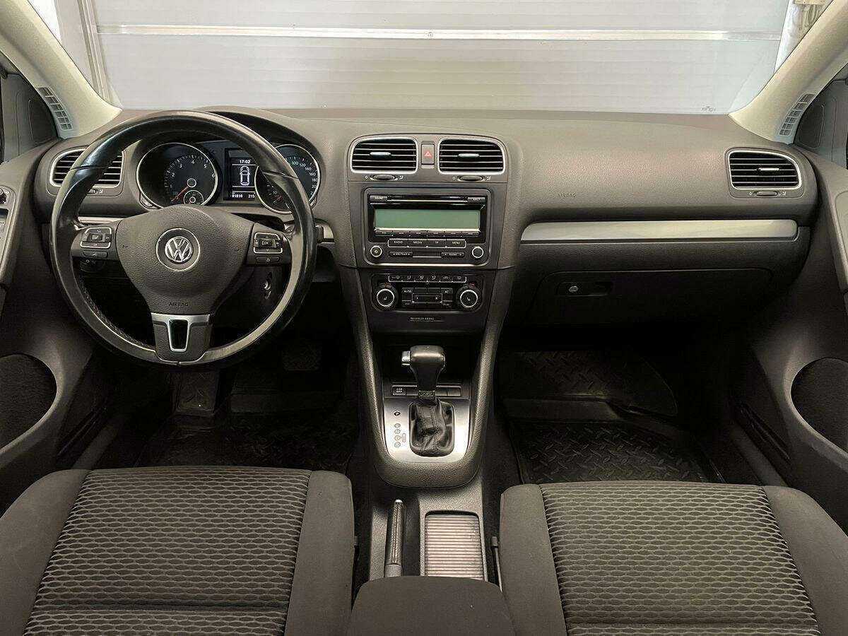Volkswagen Golf, 2010 Фото №9