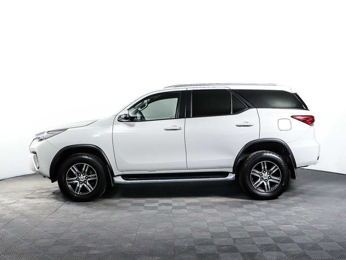 Toyota Fortuner, 2017 Фото №7