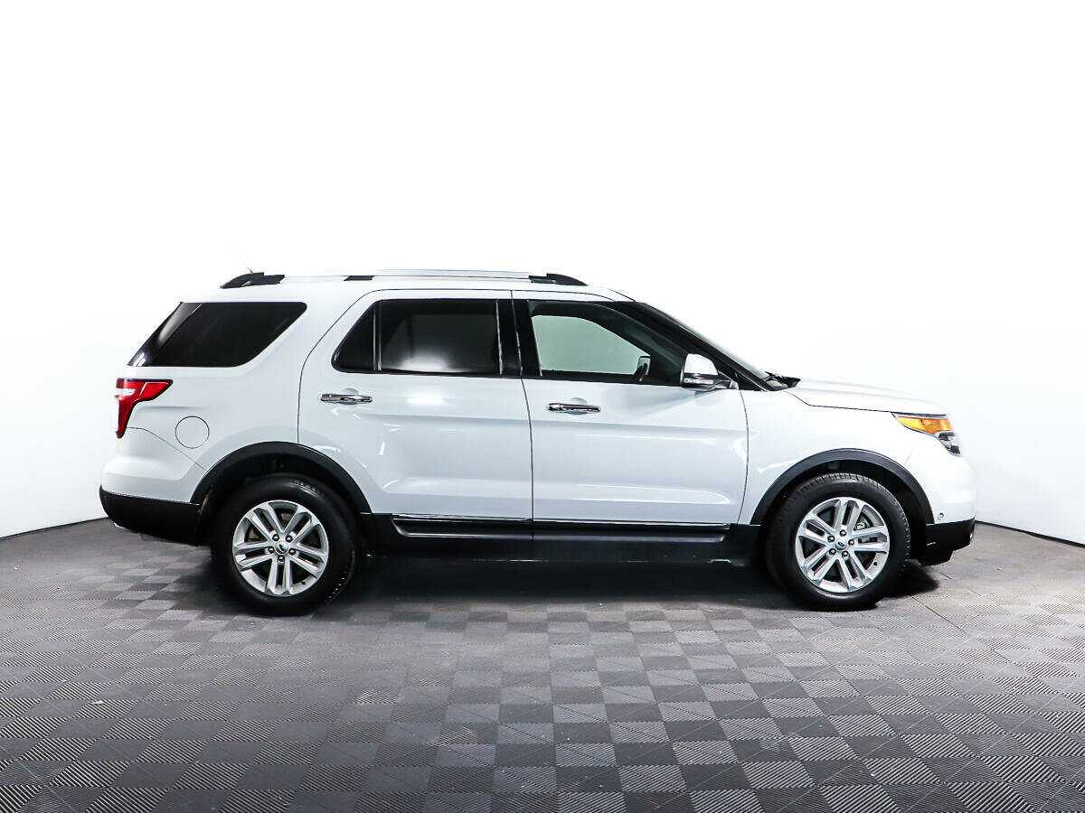 Ford Explorer, 2013 Фото №4