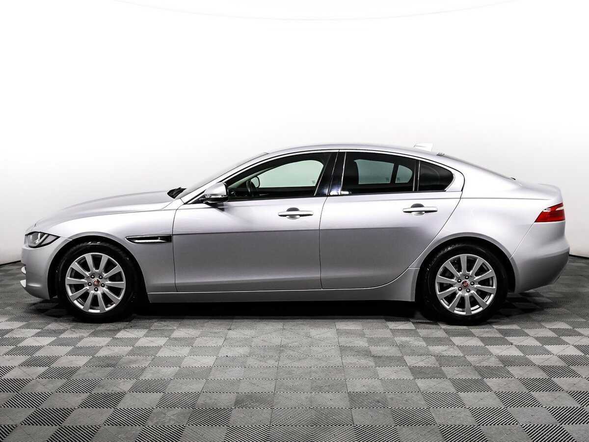 Jaguar XE, 2018 Фото №8