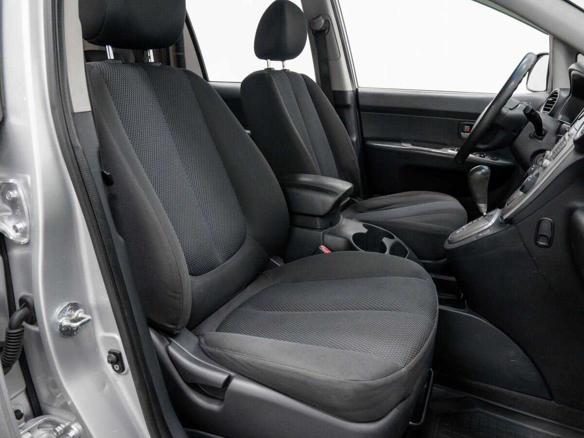 Kia Carens, 2010 Фото №8