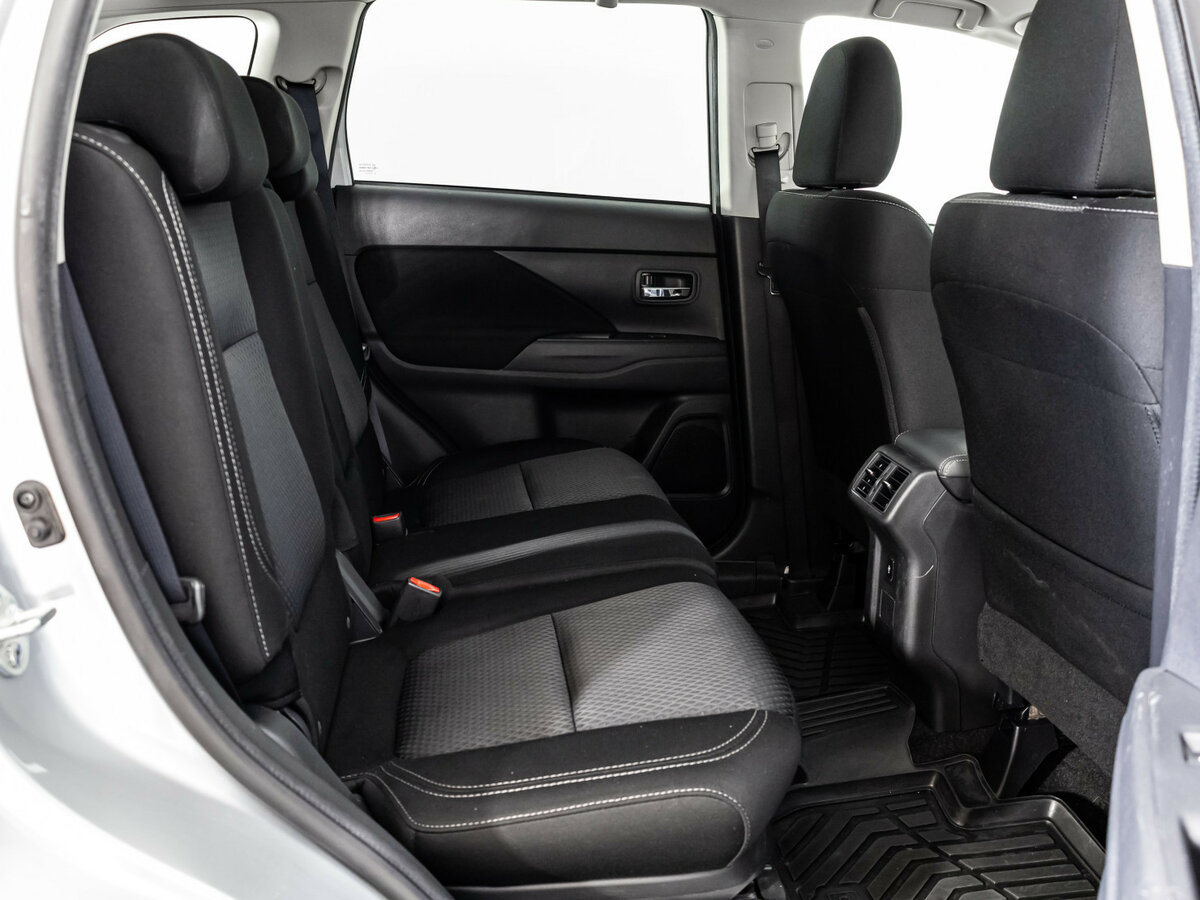 Mitsubishi Outlander III Рестайлинг 3, 2019 Фото №14