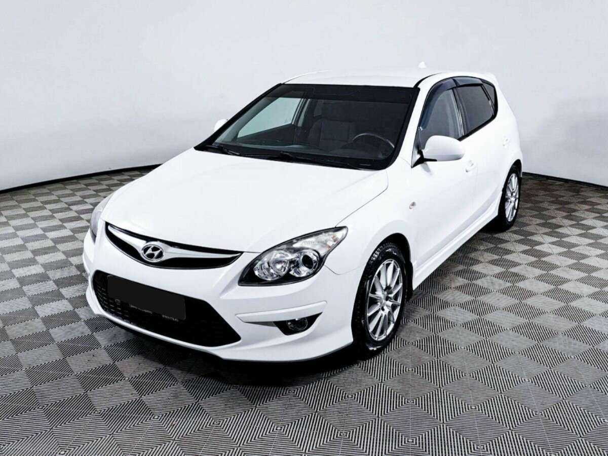 Hyundai i30, 2011 Фото №19
