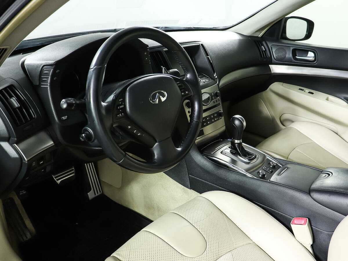 Infiniti G25, 2012 Фото №10