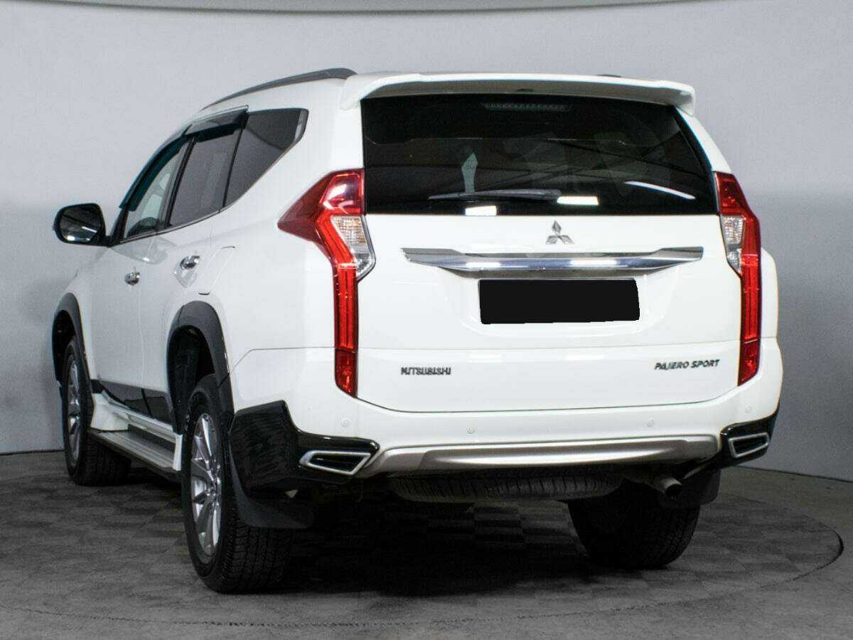 Mitsubishi Pajero Sport, 2018 Фото №6