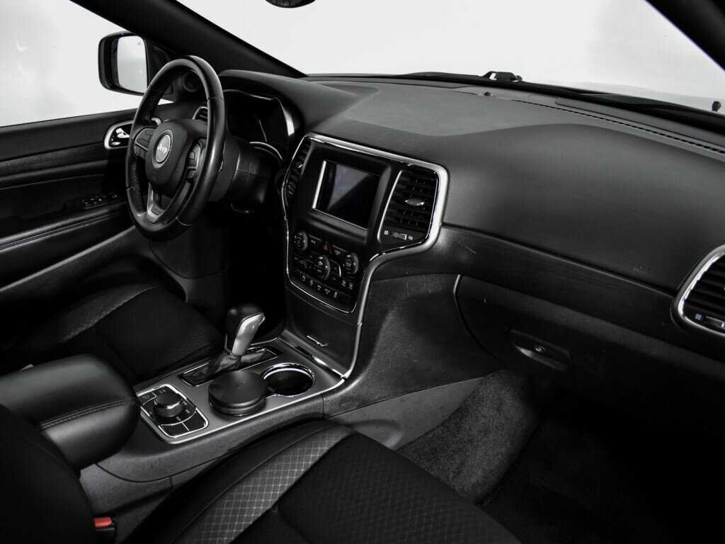 Jeep Grand Cherokee, 2018 Фото №11