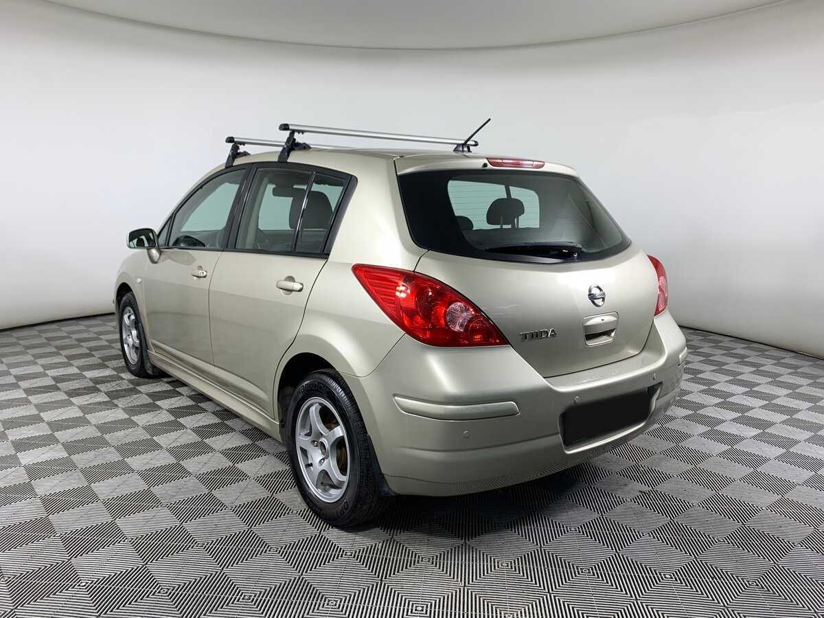 Nissan Tiida, 2010 Фото №7