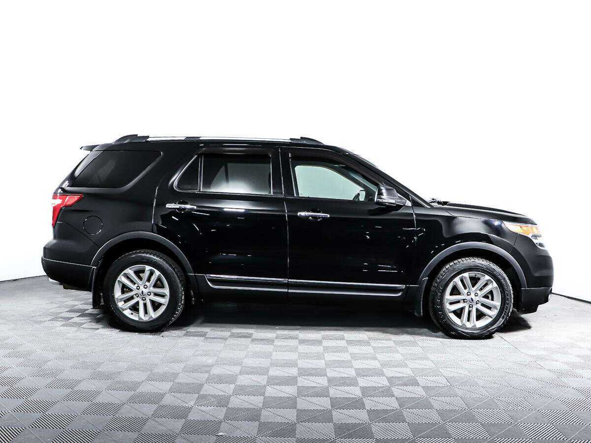 Ford Explorer, 2011 Фото №3