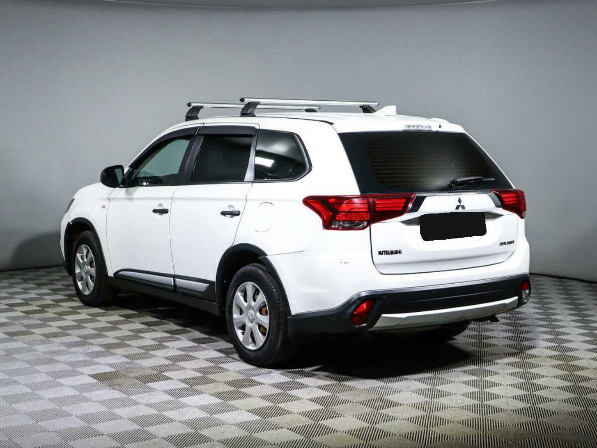 Mitsubishi Outlander, 2018 Фото №6