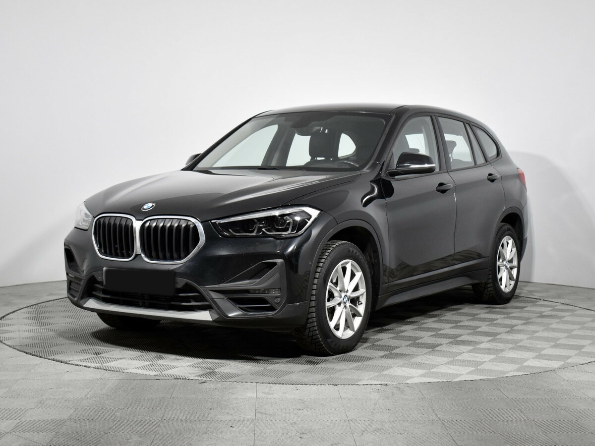 BMW X1 20i xDrive II (F48) Рестайлинг, 2021 Фото №1