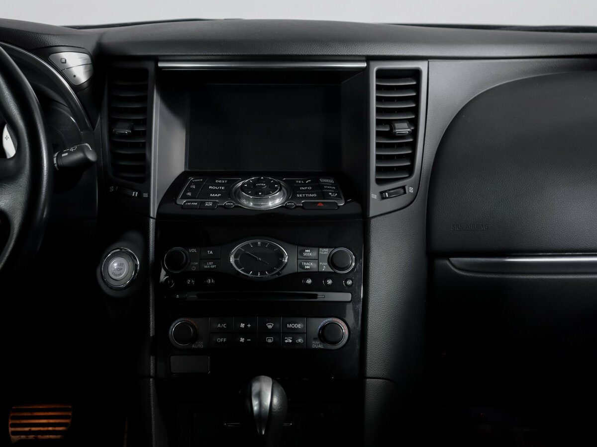 Infiniti QX70, 2015 Фото №13