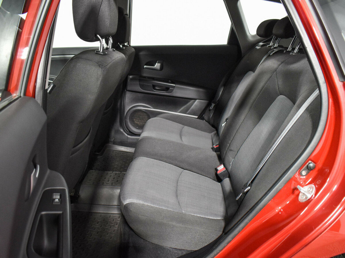 Kia Ceed I Рестайлинг, 2011 Фото №11