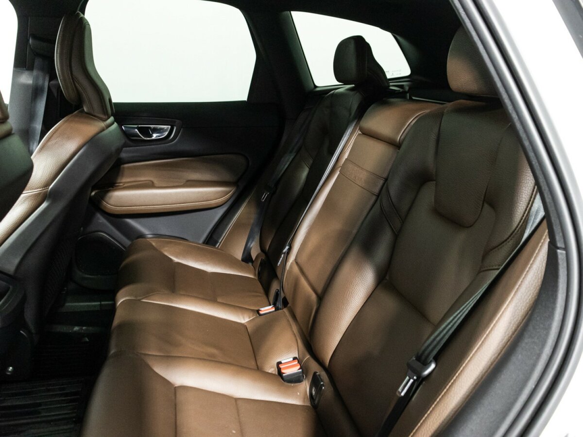 Volvo XC60 II, 2020 Фото №8