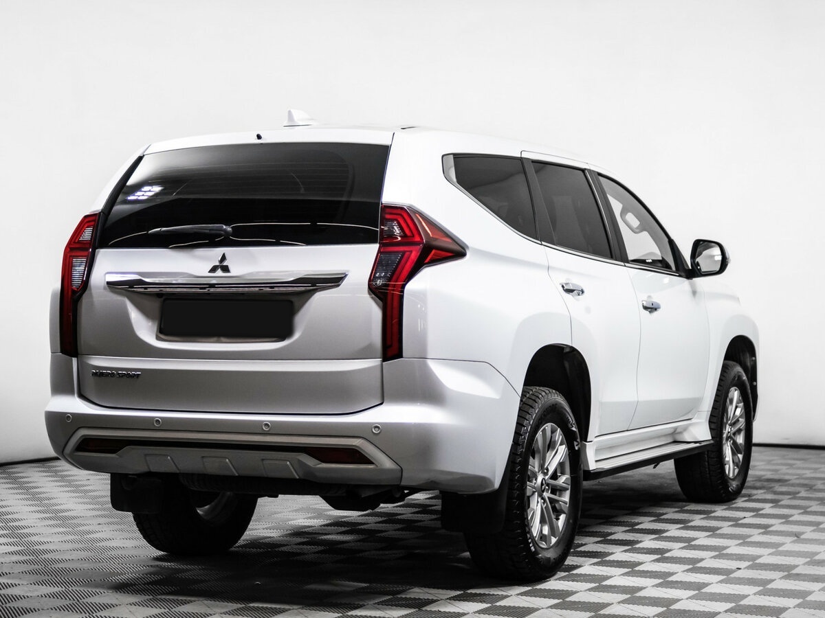Mitsubishi Pajero Sport III Рестайлинг, 2020 Фото №4