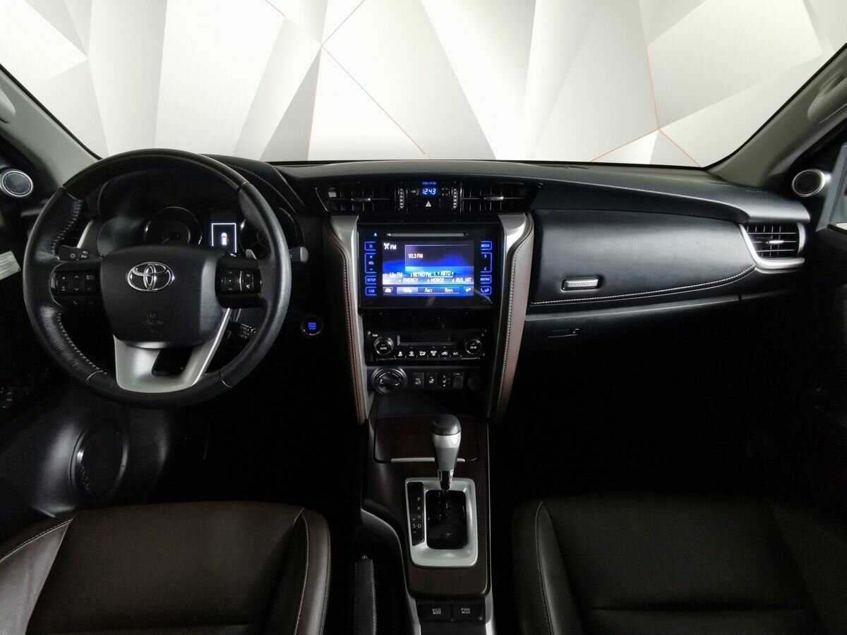 Toyota Fortuner, 2019 Фото №10