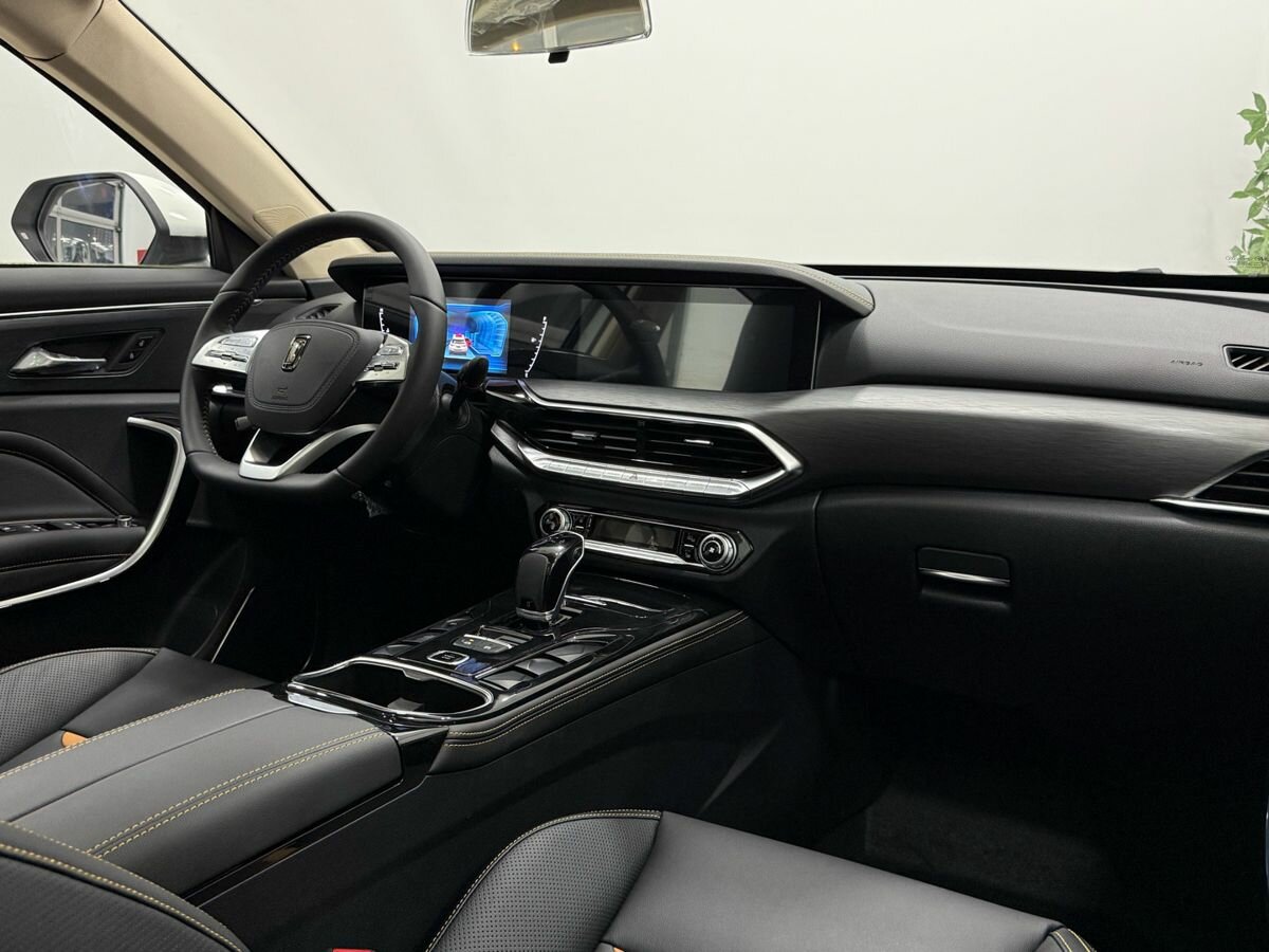 FAW Bestune T77 I, 2023 Фото №23