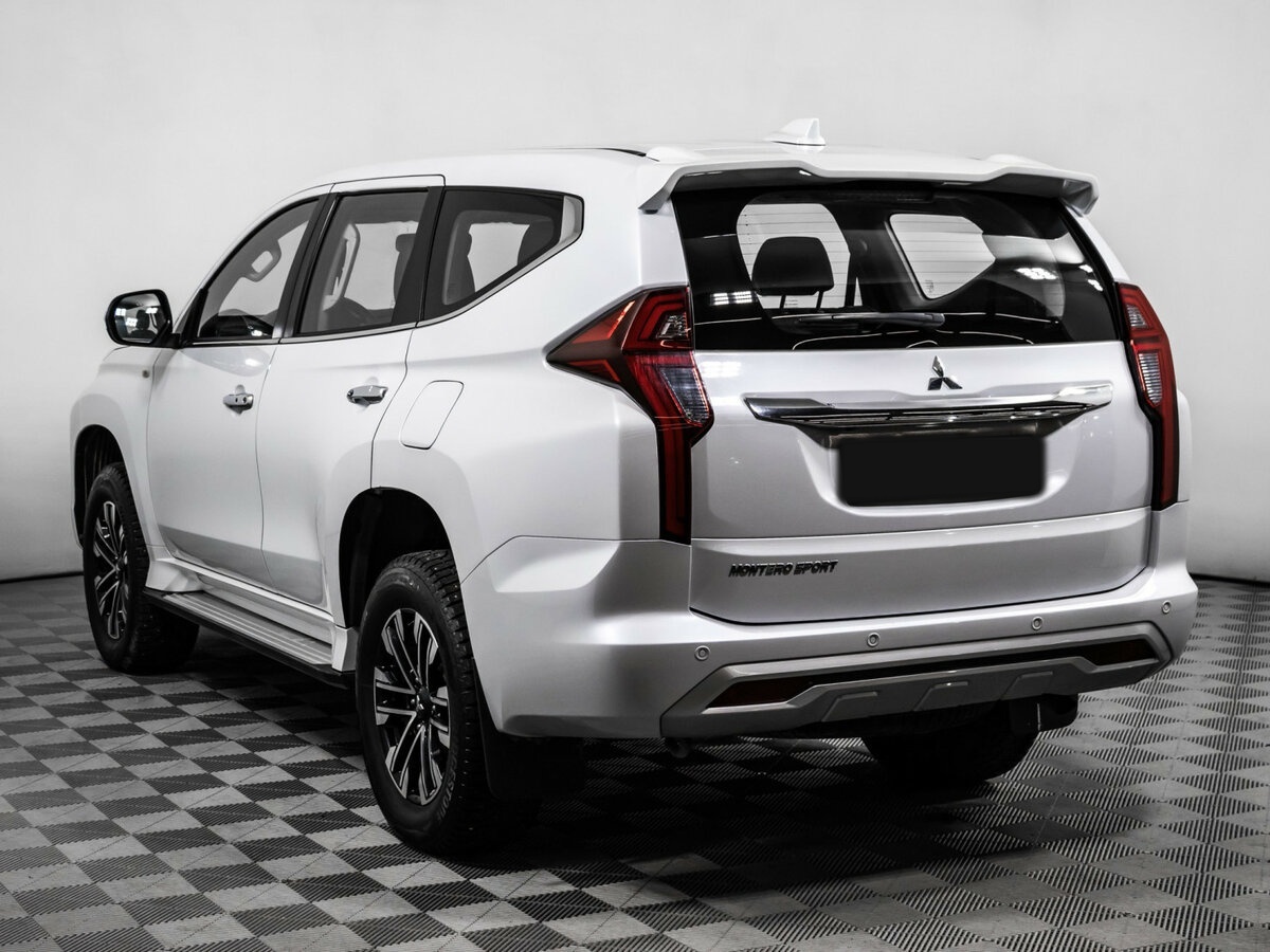 Mitsubishi Montero Sport III Рестайлинг, 2021 Фото №6