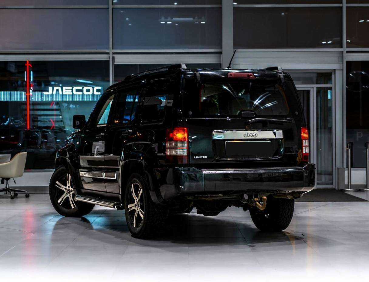 Jeep Cherokee, 2010 Фото №4