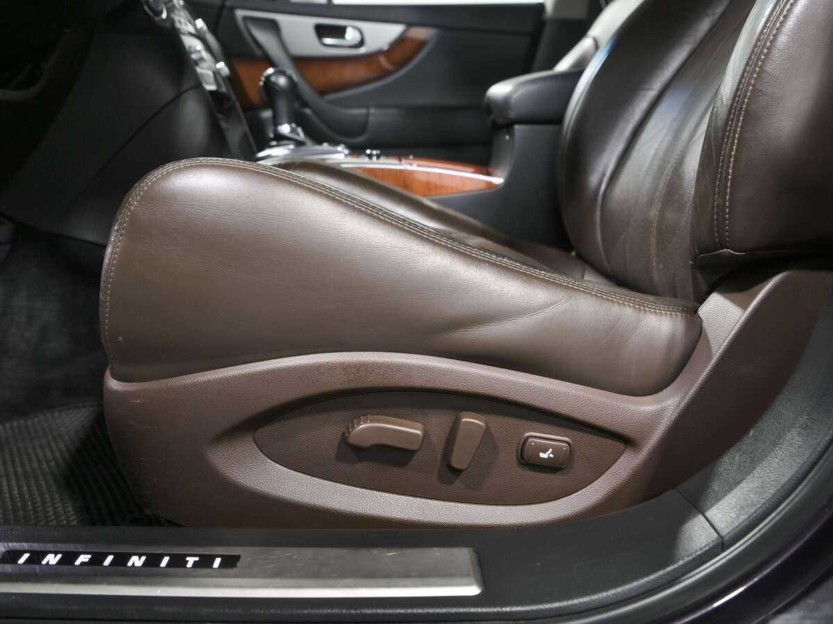 Infiniti FX30d, 2012 Фото №19
