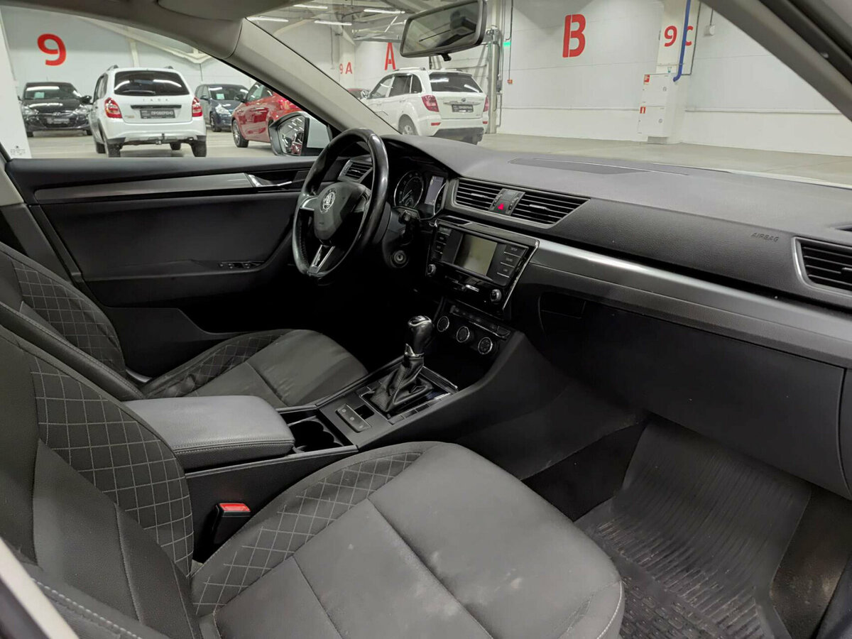 Skoda Superb III, 2016 Фото №10