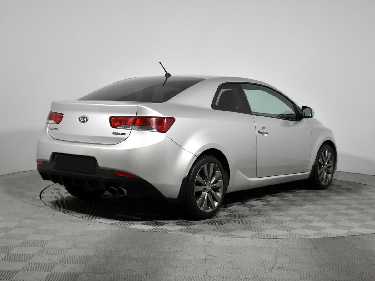 Kia Cerato Koup II, 2011 Фото №5