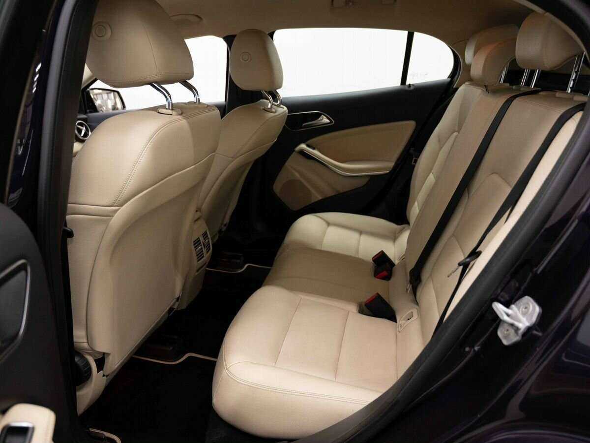 Mercedes-Benz GLA 250, 2015 Фото №9
